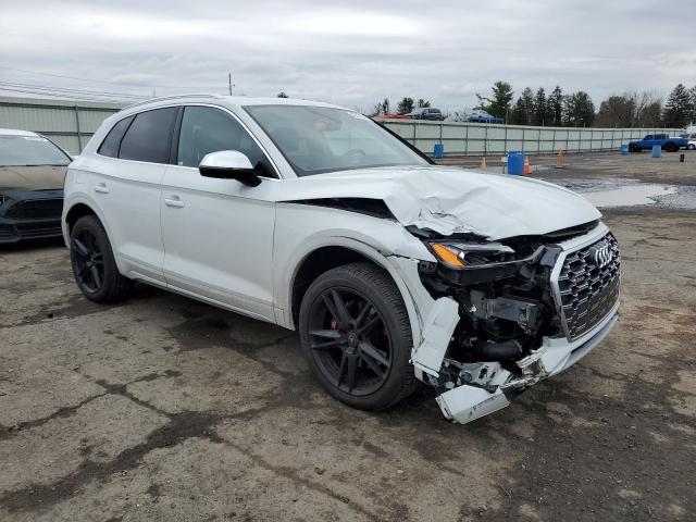 WA1A4AFY4M2044888 - 2021 AUDI SQ5 PREMIUM WHITE photo 4