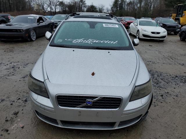 YV1MW390552075402 - 2005 VOLVO V50 2.4I SILVER photo 5