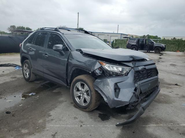 JTMW1RFV4LD046877 - 2020 TOYOTA RAV4 XLE GRAY photo 4