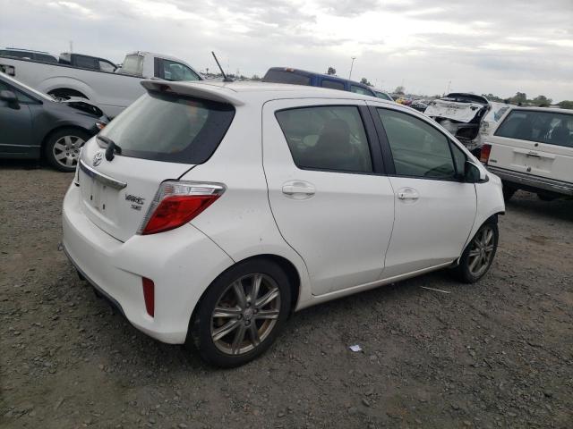 JTDKTUD33DD570827 - 2013 TOYOTA YARIS WHITE photo 3