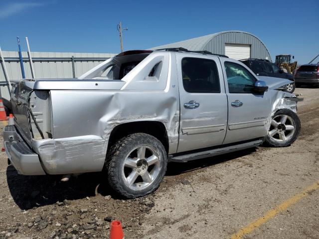 3GNTKFE74CG231202 - 2012 CHEVROLET AVALANCHE LT SILVER photo 3