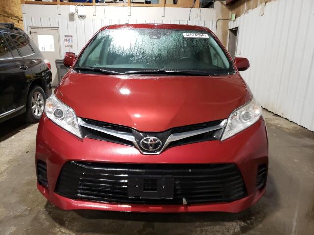 5TDJZ3DC2JS197302 - 2018 TOYOTA SIENNA LE RED photo 5