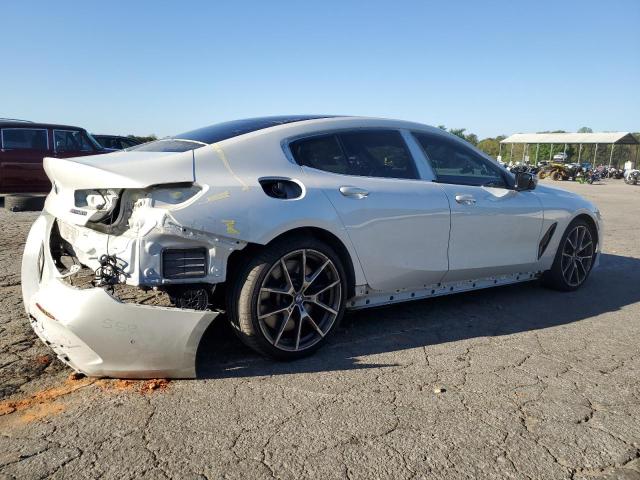 WBAGV8C03LBP49066 - 2020 BMW M850XI WHITE photo 3