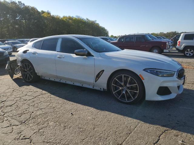 WBAGV8C03LBP49066 - 2020 BMW M850XI WHITE photo 4