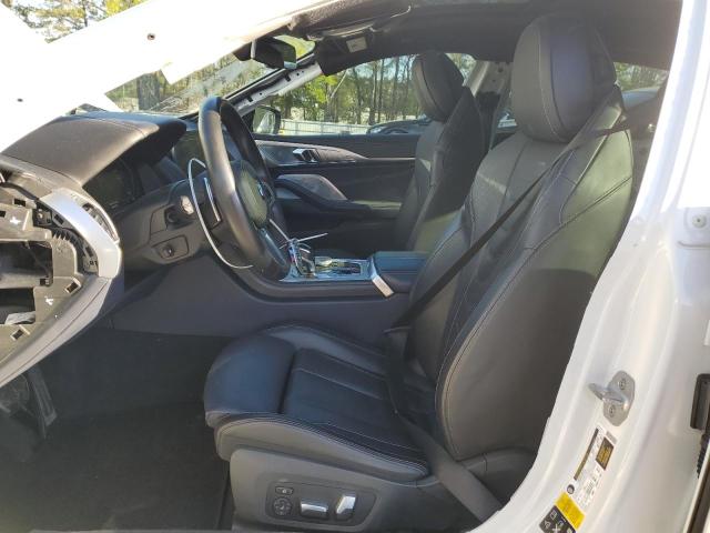 WBAGV8C03LBP49066 - 2020 BMW M850XI WHITE photo 7