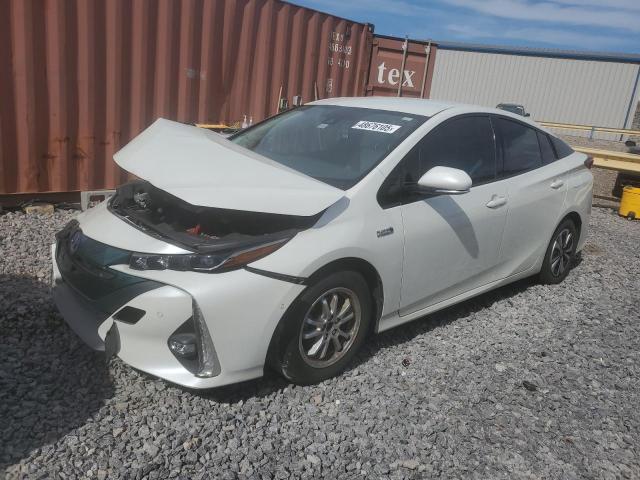 JTDKARFP4H3032717 - 2017 TOYOTA PRIUS PRIM WHITE photo 1