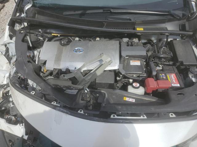 JTDKARFP4H3032717 - 2017 TOYOTA PRIUS PRIM WHITE photo 11