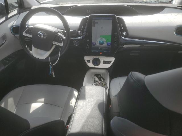 JTDKARFP4H3032717 - 2017 TOYOTA PRIUS PRIM WHITE photo 8