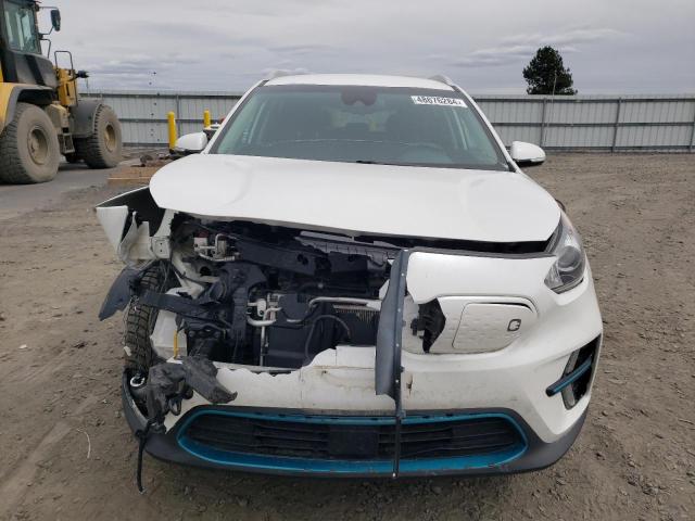 KNDCC3LG2K5018987 - 2019 KIA NIRO EX WHITE photo 5