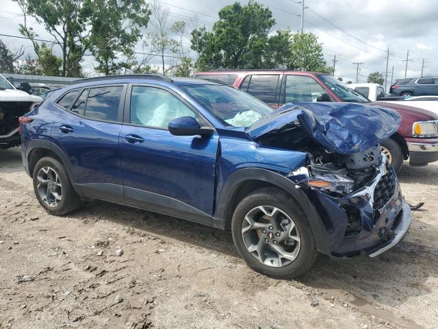 KL77LHE28RC007625 - 2024 CHEVROLET TRAX 1LT BLUE photo 4