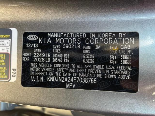 KNDJN2A24E7038766 - 2014 KIA SOUL GRAY photo 10