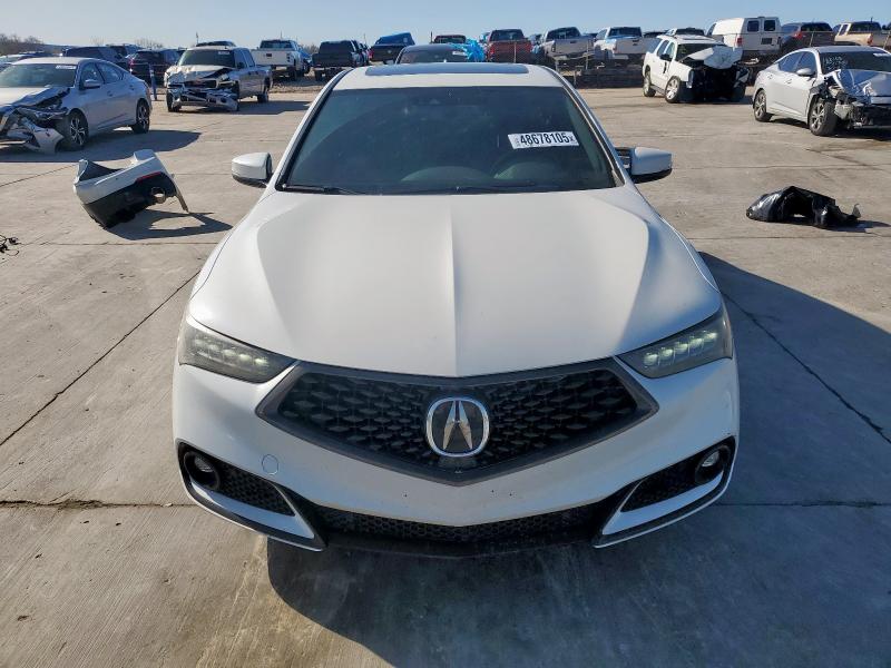 19UUB2F67JA000092 - 2018 ACURA TLX TECH+A თეთრი ფოტო 5
