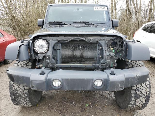 1C4BJWDG2JL813856 - 2018 JEEP WRANGLER U SPORT BLACK photo 5