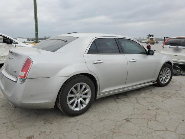 2C3CCACG1CH308656 - 2012 CHRYSLER 300 LIMITED SILVER photo 3