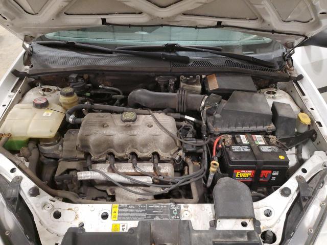 1FAFP33P42W225334 - 2002 FORD FOCUS LX WHITE photo 11