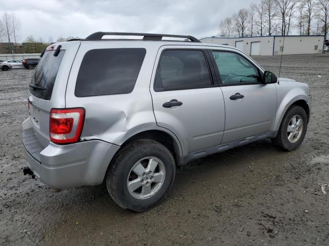 1FMCU9D7XAKB94910 - 2010 FORD ESCAPE XLT SILVER photo 3