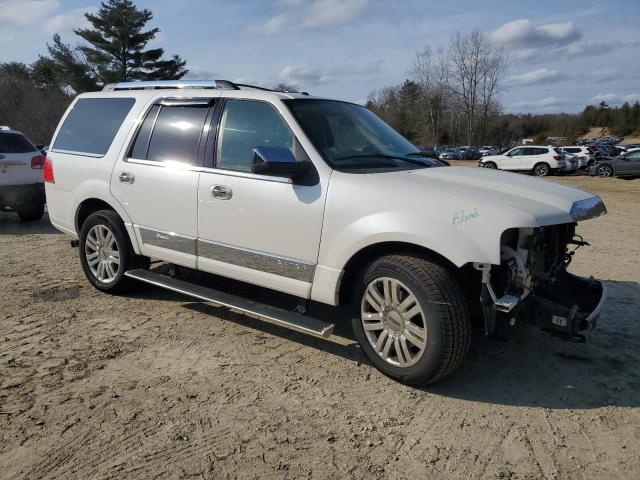 5LMJJ2J52DEL01619 - 2013 LINCOLN NAVIGATOR WHITE photo 4