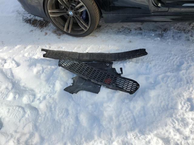 WBS1J5C51JVD36083 - 2018 BMW M2 Schwarz Foto 12