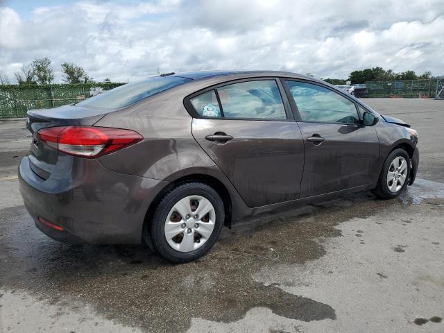 3KPFK4A70JE176806 - 2018 KIA FORTE LX BROWN photo 3