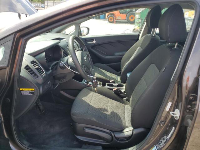 3KPFK4A70JE176806 - 2018 KIA FORTE LX BROWN photo 7