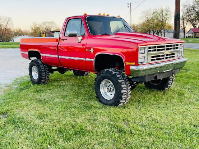 1GCHK34W7FS123871 - 1985 CHEVROLET K30 RED photo 1