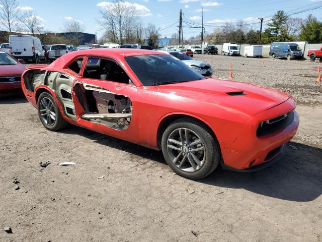 2C3CDZGGXKH709031 - 2019 DODGE CHALLENGER SXT RED photo 4