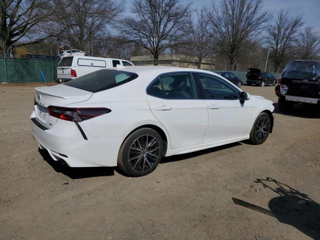 4T1G11AK8PU760886 - 2023 TOYOTA CAMRY SE NIGHT SHADE WHITE photo 3
