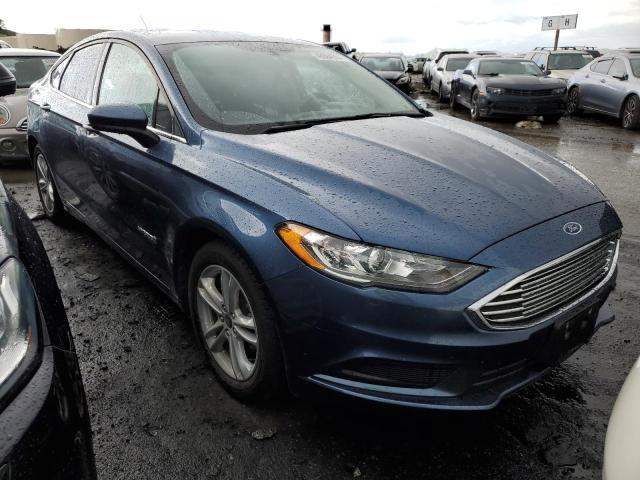 3FA6P0LUXJR257386 - 2018 FORD FUSION SE HYBRID BLUE photo 4