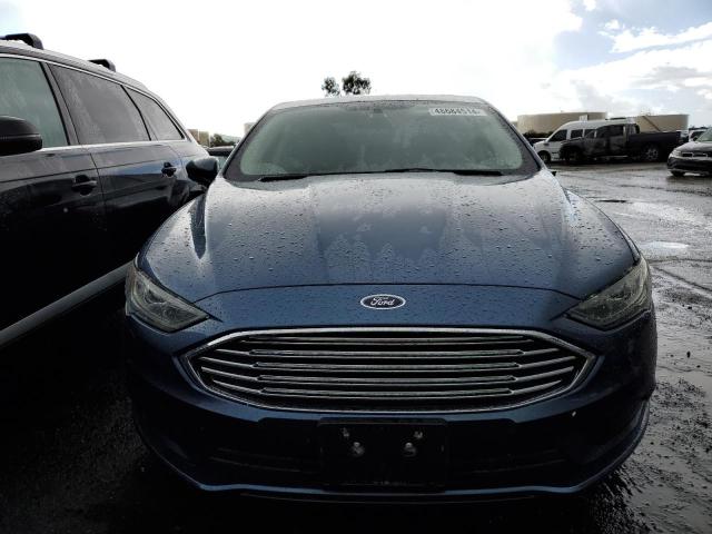 3FA6P0LUXJR257386 - 2018 FORD FUSION SE HYBRID BLUE photo 5