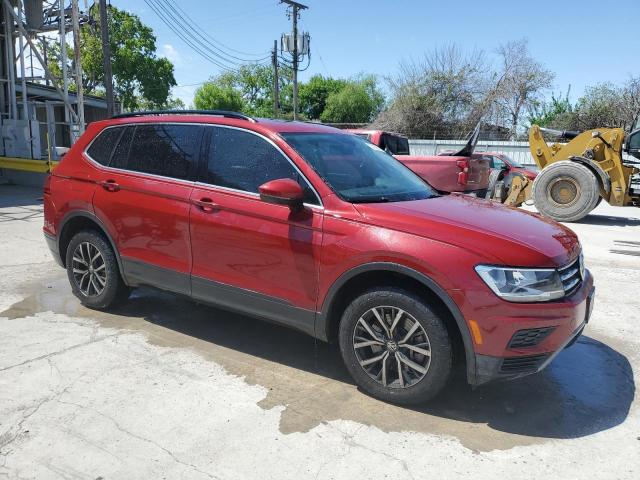 3VV3B7AX8KM041361 - 2019 VOLKSWAGEN TIGUAN SE RED photo 4