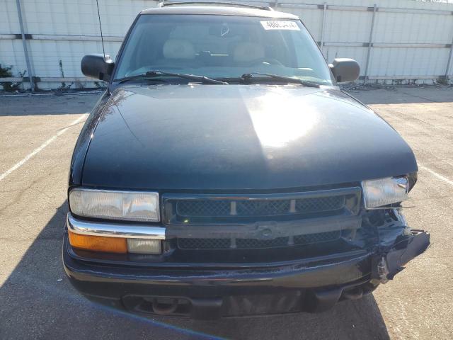 1GNDT13W312167111 - 2001 CHEVROLET BLAZER BLACK photo 5