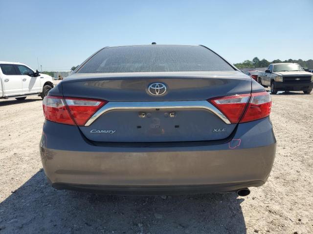 4T4BF1FK8FR465621 - 2015 TOYOTA CAMRY LE GRAY photo 6