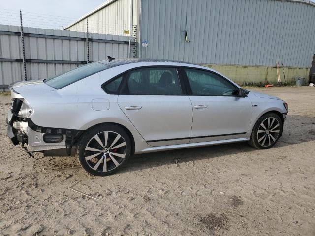 1VWBM7A34JC041341 - 2018 VOLKSWAGEN PASSAT GT SILVER photo 3