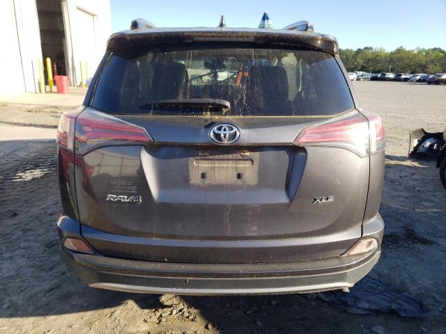 JTMWFREV1HJ104892 - 2017 TOYOTA RAV4 XLE GRAY photo 6