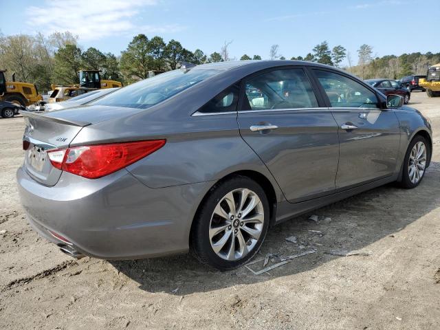 5NPEC4AB4DH530825 - 2013 HYUNDAI SONATA SE GRAY photo 3