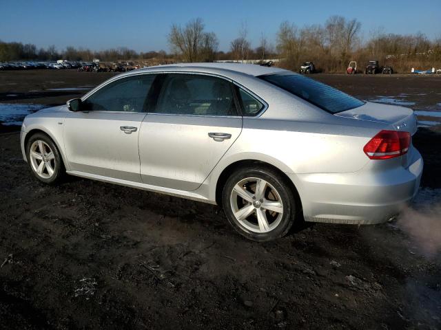 1VWAT7A33FC096241 - 2015 VOLKSWAGEN PASSAT S SILVER photo 2