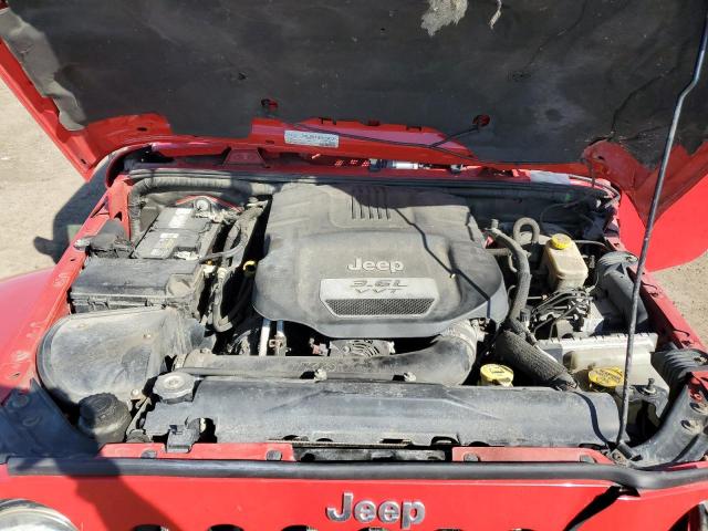 1C4HJWEG2DL674566 - 2013 JEEP WRANGLER U SAHARA RED photo 12