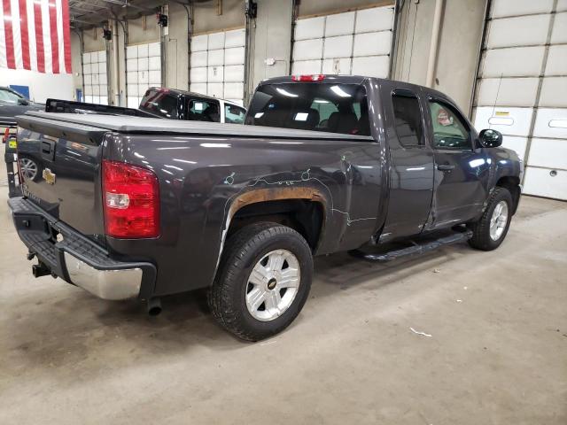 1GCRKSE34BZ340170 - 2011 CHEVROLET silverado K1500 LT GRAY photo 3