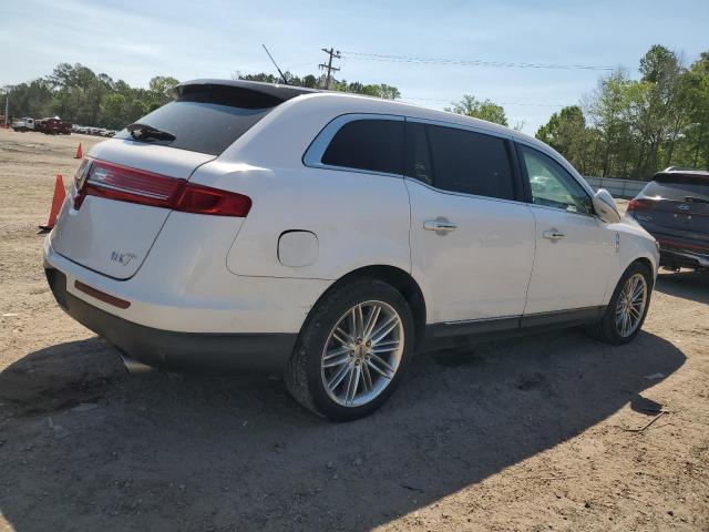 2LMHJ5AT8KBL01879 - 2019 LINCOLN MKT WHITE photo 3