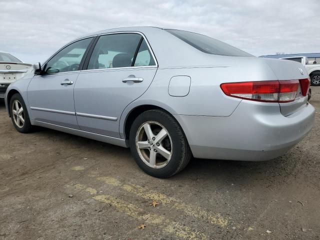 1HGCM566X4A139578 - 2004 HONDA ACCORD EX SILVER photo 2