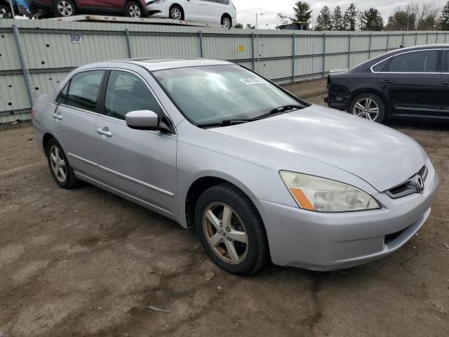 1HGCM566X4A139578 - 2004 HONDA ACCORD EX SILVER photo 4