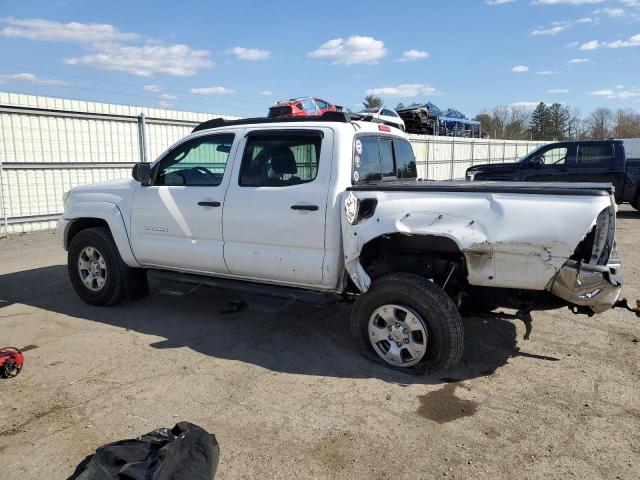 3TMLU4EN4FM167965 - 2015 TOYOTA TACOMA DOUBLE CAB WHITE photo 2