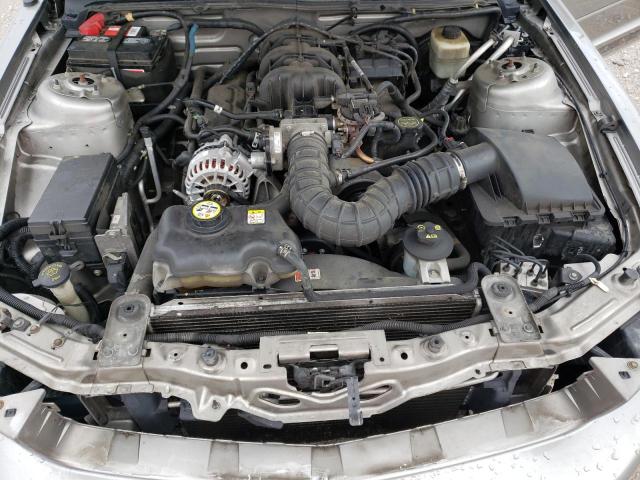 1ZVHT80N285201186 - 2008 FORD MUSTANG GRAY photo 11