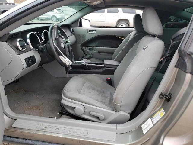 1ZVHT80N285201186 - 2008 FORD MUSTANG GRAY photo 7