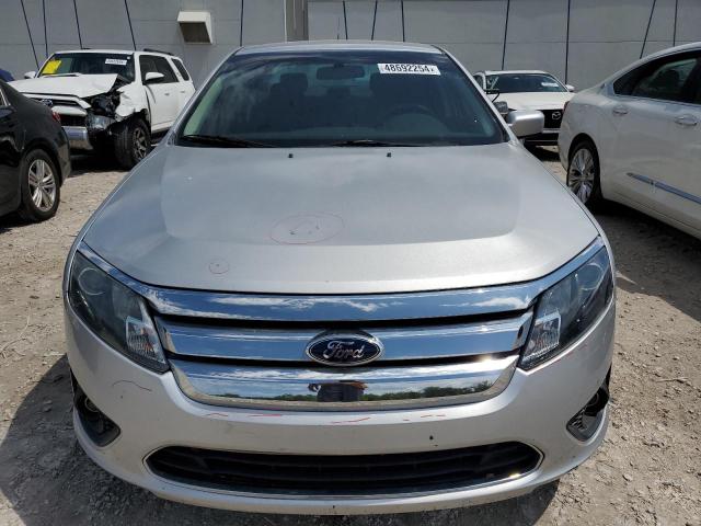 3FAHP0HA4BR223324 - 2011 FORD FUSION SE SILVER photo 5