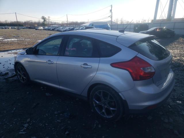 1FADP3K26EL401934 - 2014 FORD FOCUS SE SILVER photo 2