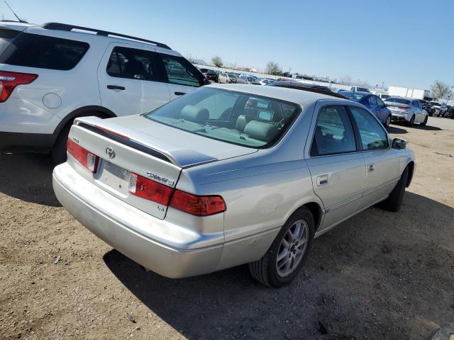 4T1BF28K8YU101859 - 2000 TOYOTA CAMRY LE SILVER photo 3