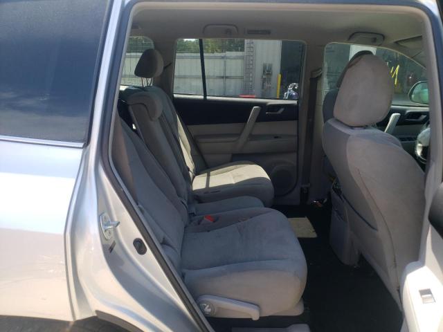5TDZA3EH6CS025619 - 2012 TOYOTA HIGHLANDER BASE Argent photo 6