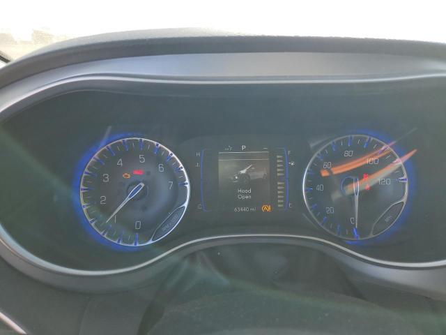 2C4RC1BG2JR174805 - 2018 CHRYSLER PACIFICA TOURING L SILVER photo 9