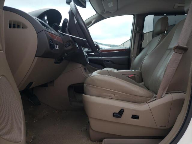 2C4RC1CG0DR682533 - 2013 CHRYSLER TOWN & COU TOURING L WHITE photo 7